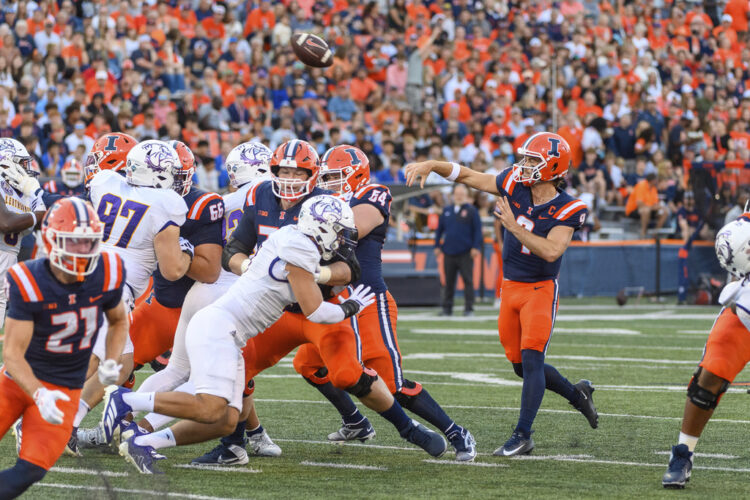 AP Top 25 Extra Points: No. 9 Illinois rides 6-game win streak to its 1st top